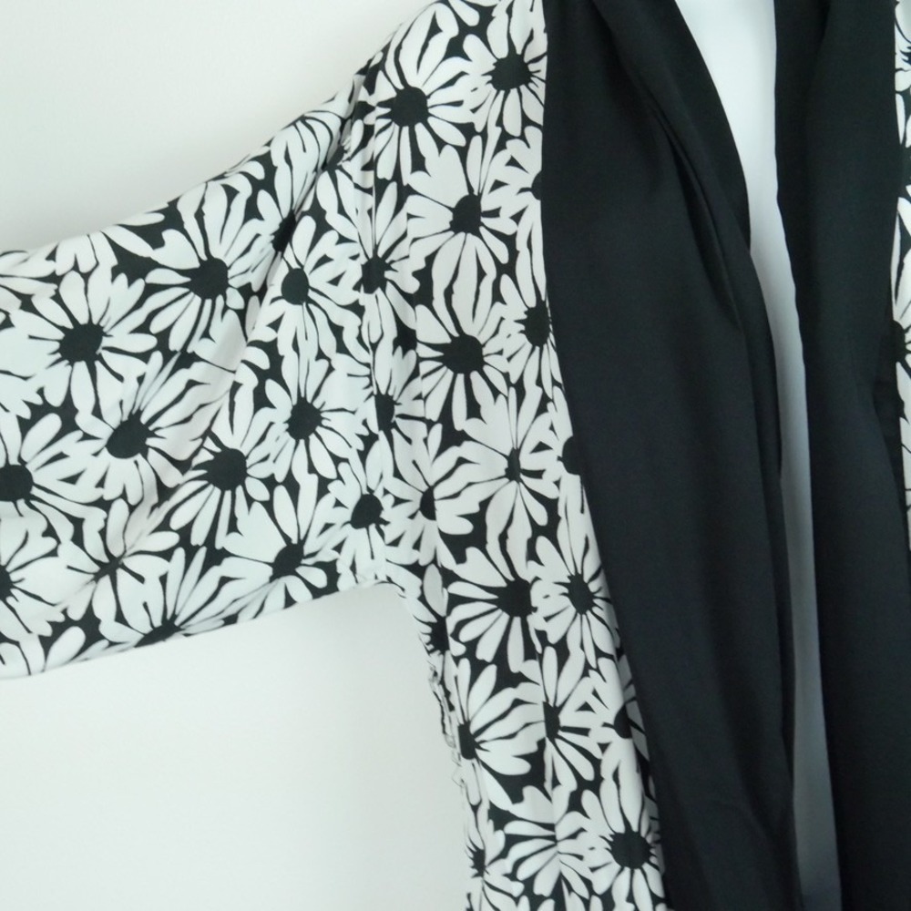 Vera for Anthropologie Daisy Floral Robe Duster Kimono Robe Boho Lounge One Size - Picture 7 of 9